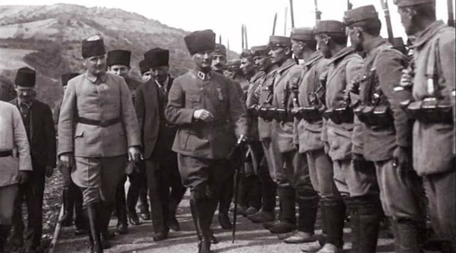 Hos-Gelisler-ola-Mustafa-Kemal-Pasa-song-by-the-students-of-Turk-Dunyasi-Baku-Ataturk-High-School