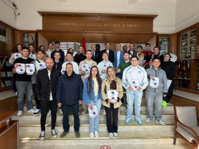 Evlad-i-Fatihan-diyari-KMakedonya’dan-kardes-okulumuz-Istanbul’a-geldi--------------------------------------------------